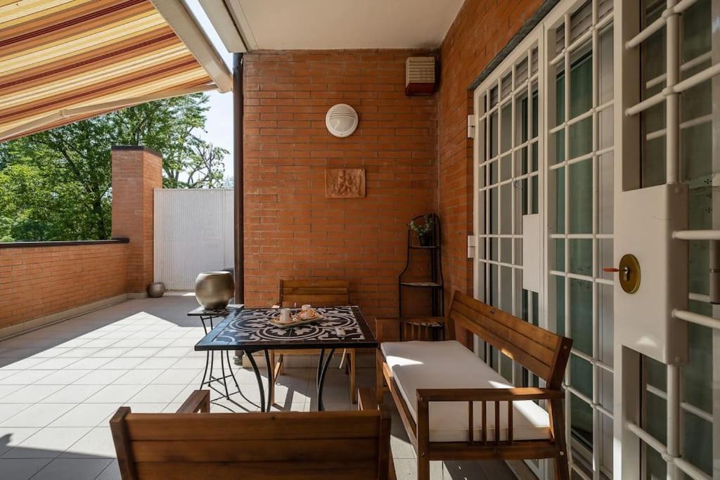 A Casa Di Mo', A Due Passi Dalla Stazione E Fiera Болонья Экстерьер фото